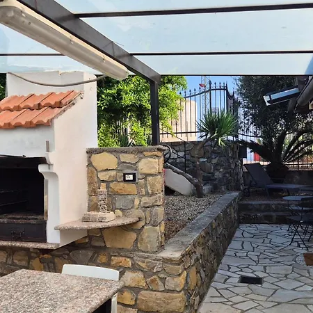 Nyaraló Piccola Casa Con Giardino