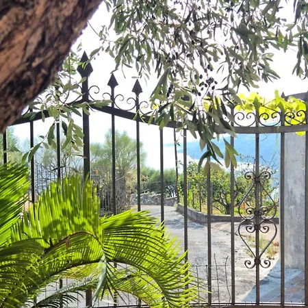 Piccola Casa Con Giardino * San Remo