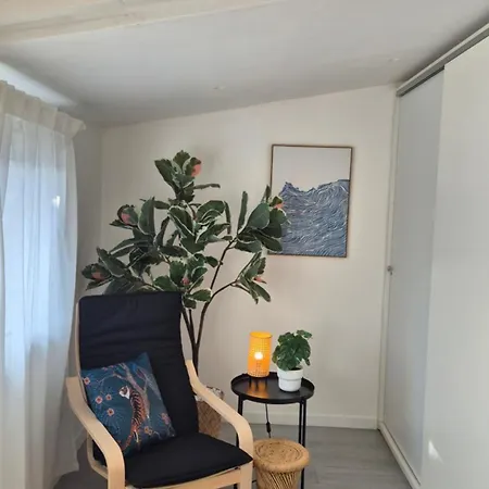 Piccola Casa Con Giardino Nyaraló