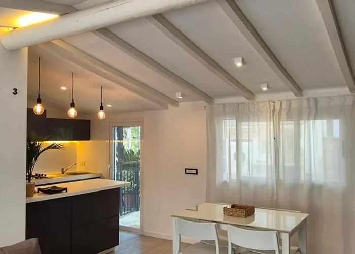 בית נופש Piccola Casa Con Giardino