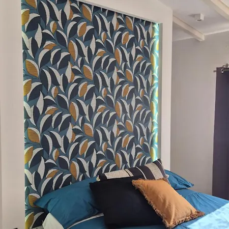 Piccola Casa Con Giardino