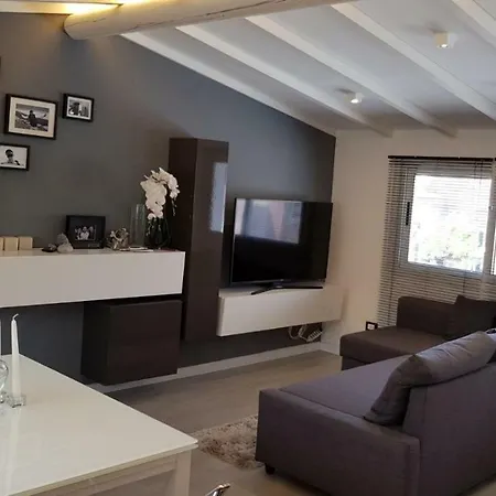 Holiday home Piccola Casa Con Giardino *
