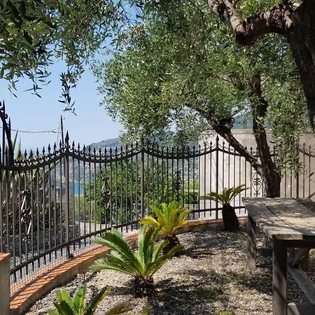 Piccola Casa Con Giardino San Remo